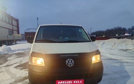 Volkswagen Transporter T5 рестайлинг, 2006 год, 1 050 000 рублей, 7 фотография