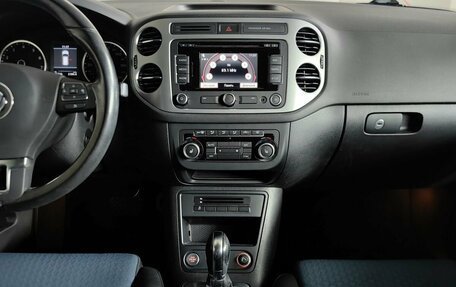 Volkswagen Tiguan I, 2013 год, 2 143 000 рублей, 15 фотография