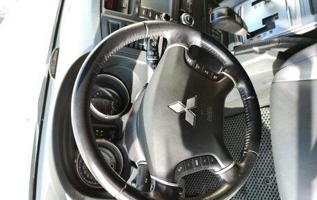 Mitsubishi Pajero IV, 2011 год, 3 500 000 рублей, 21 фотография