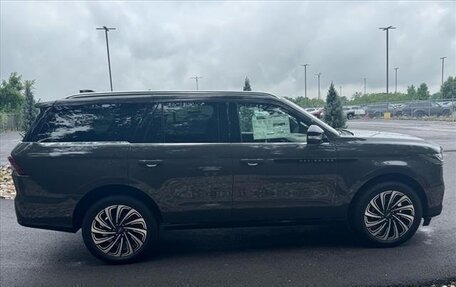 Lincoln Navigator, 2025 год, 16 569 000 рублей, 6 фотография