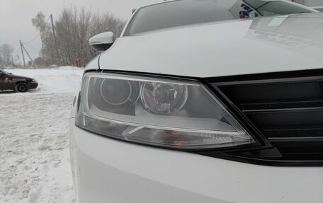 Volkswagen Jetta VI, 2016 год, 1 300 000 рублей, 21 фотография