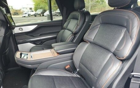 Lincoln Navigator, 2025 год, 14 827 000 рублей, 27 фотография