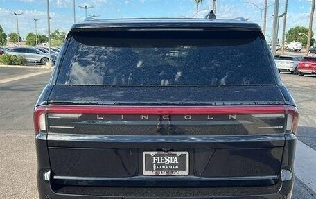 Lincoln Navigator, 2025 год, 14 075 000 рублей, 4 фотография