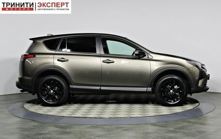 Toyota RAV4, 2017 год, 2 297 000 рублей, 4 фотография