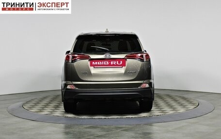 Toyota RAV4, 2017 год, 2 297 000 рублей, 7 фотография