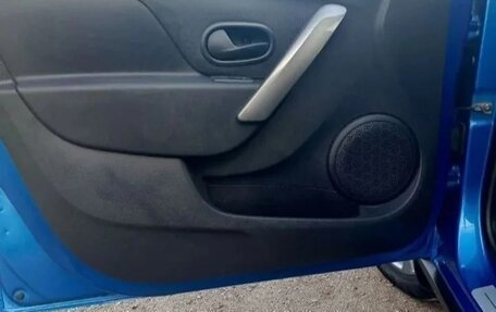 Renault Logan II, 2019 год, 953 000 рублей, 11 фотография