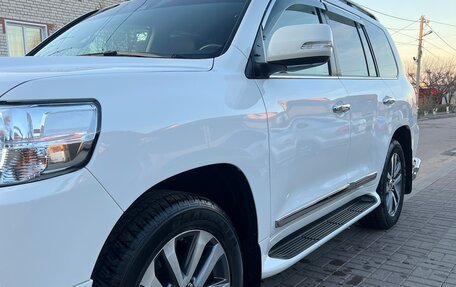 Toyota Land Cruiser 200, 2016 год, 8 300 000 рублей, 10 фотография