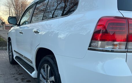 Toyota Land Cruiser 200, 2016 год, 8 300 000 рублей, 11 фотография