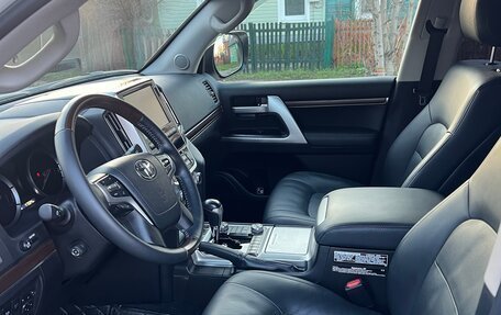 Toyota Land Cruiser 200, 2016 год, 8 300 000 рублей, 23 фотография