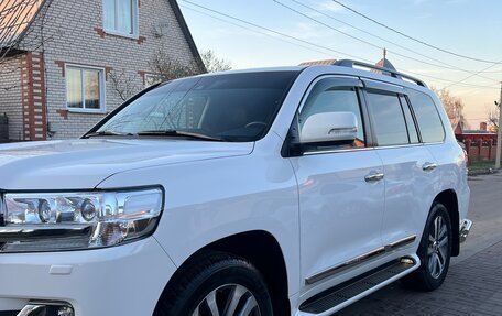 Toyota Land Cruiser 200, 2016 год, 8 300 000 рублей, 9 фотография