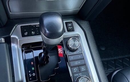 Toyota Land Cruiser 200, 2016 год, 8 300 000 рублей, 14 фотография