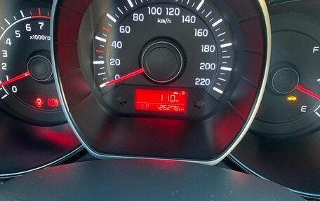 KIA Rio III рестайлинг, 2015 год, 900 000 рублей, 7 фотография