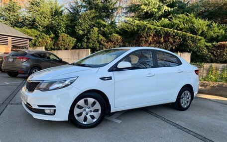 KIA Rio III рестайлинг, 2015 год, 900 000 рублей, 3 фотография