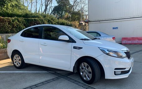 KIA Rio III рестайлинг, 2015 год, 900 000 рублей, 19 фотография