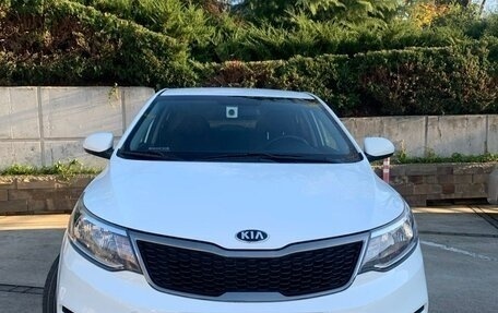 KIA Rio III рестайлинг, 2015 год, 900 000 рублей, 26 фотография