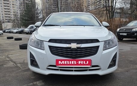 Chevrolet Cruze II, 2014 год, 715 000 рублей, 2 фотография