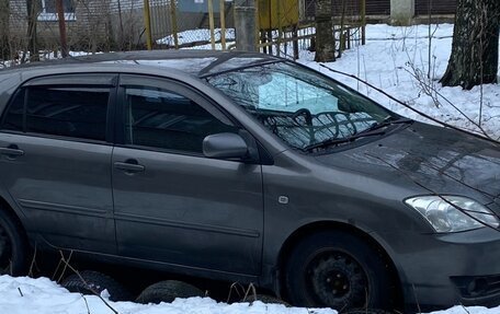 Toyota Corolla, 2004 год, 2 фотография