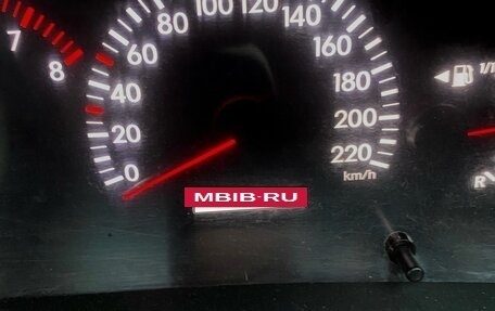 Toyota Corolla, 2004 год, 11 фотография