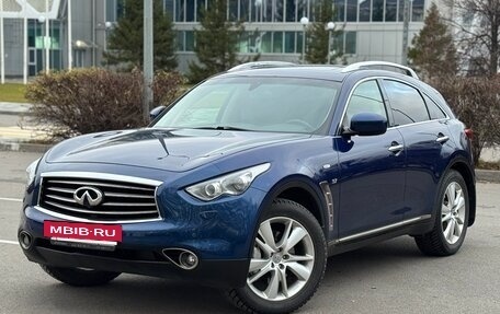 Infiniti QX70, 2014 год, 2 290 000 рублей, 4 фотография