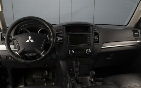 Mitsubishi Pajero IV, 2010 год, 1 790 000 рублей, 5 фотография