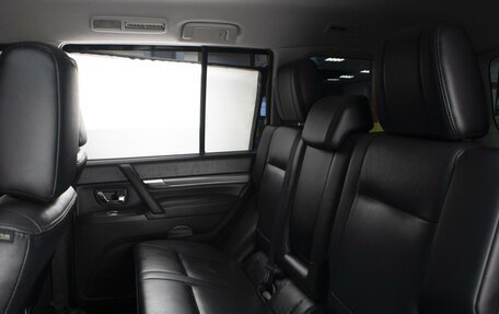 Mitsubishi Pajero IV, 2010 год, 1 790 000 рублей, 9 фотография