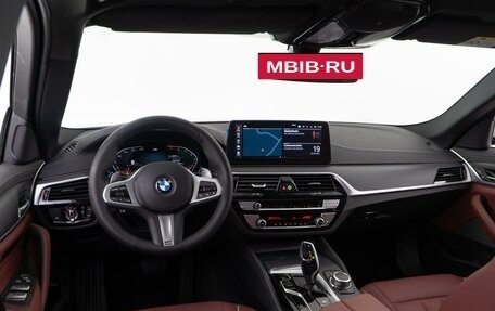 BMW 5 серия, 2022 год, 4 884 099 рублей, 6 фотография