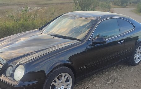 Mercedes-Benz CLK-Класс, 2001 год, 600 000 рублей, 11 фотография