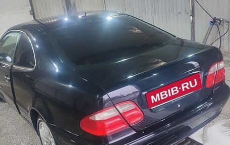 Mercedes-Benz CLK-Класс, 2001 год, 600 000 рублей, 4 фотография