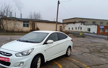Hyundai Solaris II рестайлинг, 2011 год, 735 000 рублей, 6 фотография