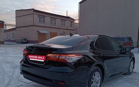 Toyota Camry, 2019 год, 2 400 000 рублей, 6 фотография