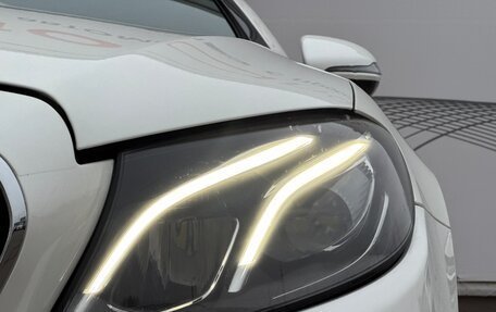 Mercedes-Benz E-Класс, 2019 год, 4 550 000 рублей, 5 фотография