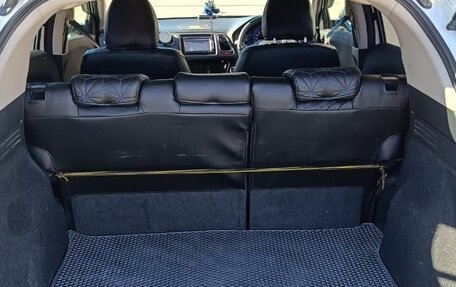 Honda Vezel, 2014 год, 1 530 000 рублей, 24 фотография