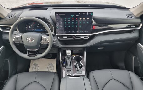 Toyota Highlander, 2025 год, 5 650 000 рублей, 7 фотография