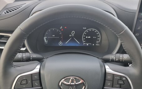 Toyota Highlander, 2025 год, 5 650 000 рублей, 23 фотография