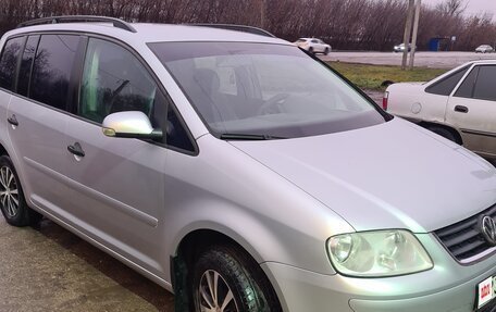 Volkswagen Touran III, 2006 год, 630 000 рублей, 2 фотография