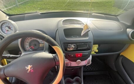 Peugeot 107 I рестайлинг, 2005 год, 220 000 рублей, 5 фотография