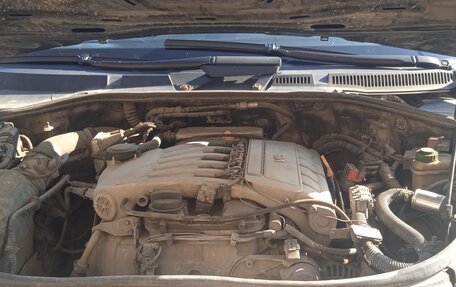 Volkswagen Touareg III, 2004 год, 700 000 рублей, 9 фотография