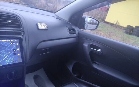 Volkswagen Polo VI (EU Market), 2013 год, 790 000 рублей, 14 фотография