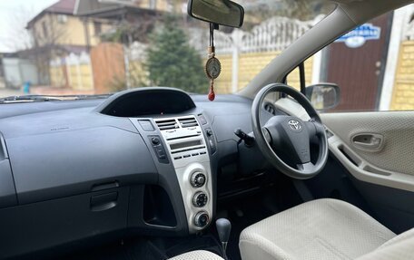 Toyota Vitz, 2006 год, 530 000 рублей, 17 фотография