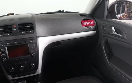 Skoda Yeti I рестайлинг, 2011 год, 699 000 рублей, 15 фотография