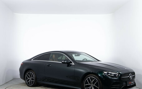 Mercedes-Benz E-Класс, 2020 год, 4 800 000 рублей, 3 фотография