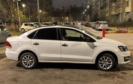 Volkswagen Polo VI (EU Market), 2015 год, 470 000 рублей, 2 фотография