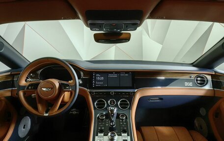 Bentley Continental GT III, 2018 год, 19 990 000 рублей, 11 фотография