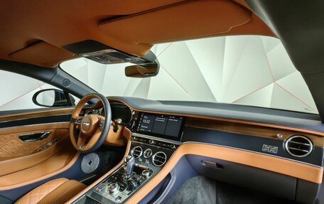 Bentley Continental GT III, 2018 год, 19 990 000 рублей, 10 фотография