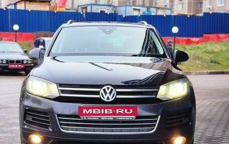 Volkswagen Touareg III, 2013 год, 2 000 000 рублей, 2 фотография
