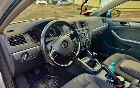 Volkswagen Jetta VI, 2016 год, 1 350 000 рублей, 5 фотография