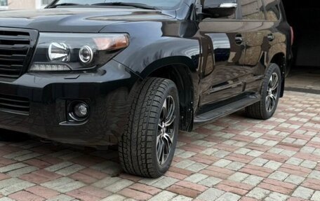 Toyota Land Cruiser 200, 2014 год, 4 050 000 рублей, 3 фотография