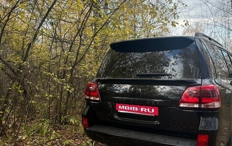 Toyota Land Cruiser 200, 2014 год, 4 050 000 рублей, 6 фотография