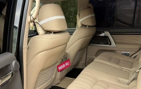 Toyota Land Cruiser 200, 2014 год, 4 050 000 рублей, 16 фотография