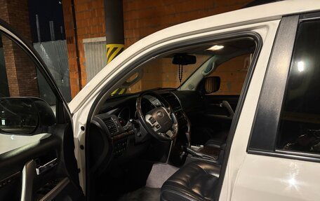 Toyota Land Cruiser 200, 2012 год, 3 150 000 рублей, 9 фотография